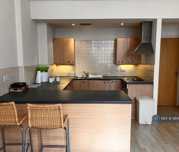 1 bedroom flat to rent - Photo 6