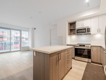 For Lease - 333 Sunseeker Avenue Unit# 408, Innisfil, Ontario - Photo 4