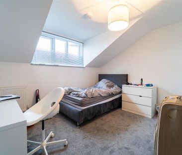 6 bedroom house to rent - Photo 3