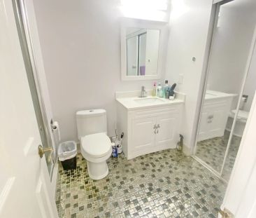 110 Cimmaron Street #Upper - Photo 2