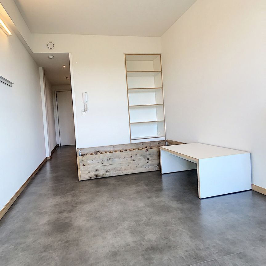 Directly with the owner-Furnished 2-bedroom apartment - Photo 1