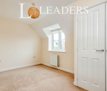 2 bedroom maisonette to rent Curtis Close, Watchfield, Swindon, SN6 - Photo 4