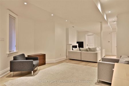 For Lease - 305 Crawford Street, Toronto, Ontario - Photo 5