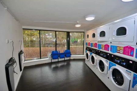 Large Ensuite - Photo 5