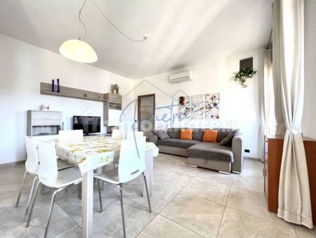 Trilocale via Empoli, 6, Marina di Massa Centro, Massa - Photo 2