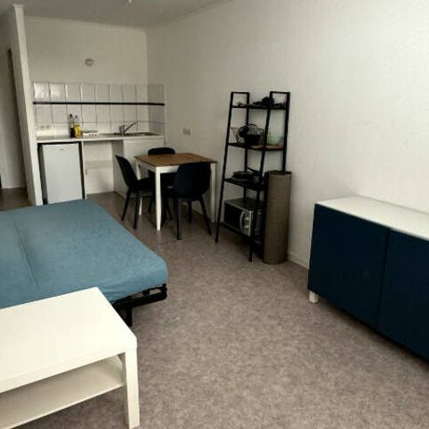 *Location studio meublé sur Metz - Photo 1