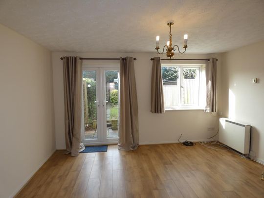 2 bedroom terraced house to rent - Photo 1