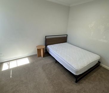 Ellenbrook - Photo 6