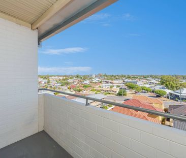 Top-Floor Maylands Retreat - Photo 1