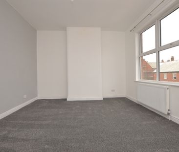 3 Bedroom Terraced House - Photo 5