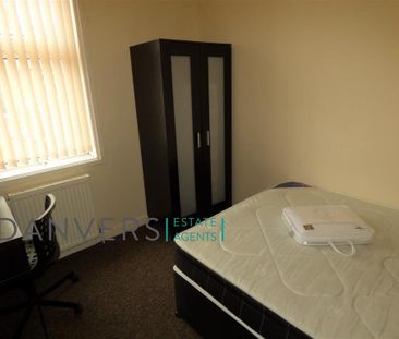 5 bedroom terraced house to rent - Photo 4