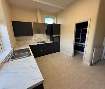 4 bedroom detached house to rent - Photo 6