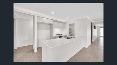 Beautiful presented home in the peaceful suburb of Chisholm - Photo 5