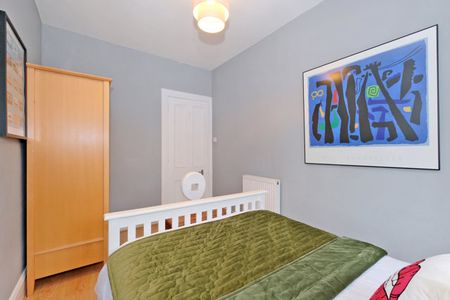 9 Wallfield Crescent, AB25 2LJ, Aberdeen - Photo 5