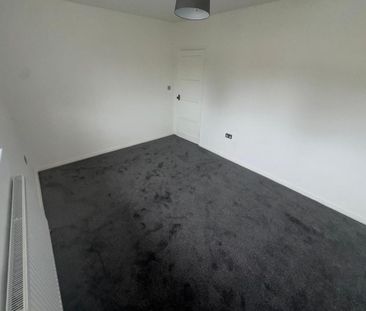 3 bedroom end of terrace house to rent - Photo 6