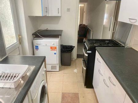 Hubert Road, B29 - Photo 3
