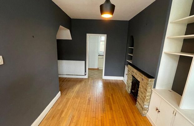 Derinton RdLondon SW17 8JB - Photo 1