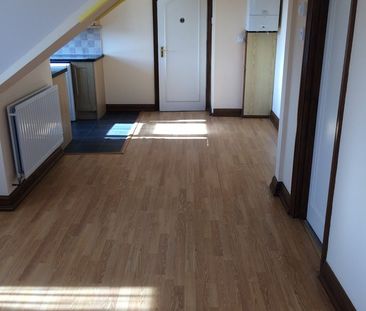 1 Bed Flat, Dunheved Road North, CR7 - Photo 6