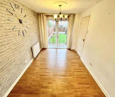 3 bedroom detached house to rent - Photo 4