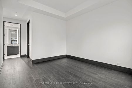 For Lease - 2 Avenue Road Unit# 802, Toronto, Ontario - Photo 4
