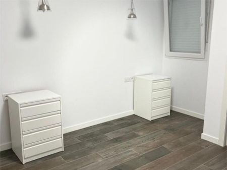 Piso de alquiler en Carrer de Bernardo López García, 20, Carolinas Bajas - Photo 3