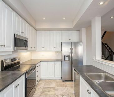 For Lease - 33 Dunrobin Lane, Grimsby, Ontario - Photo 5