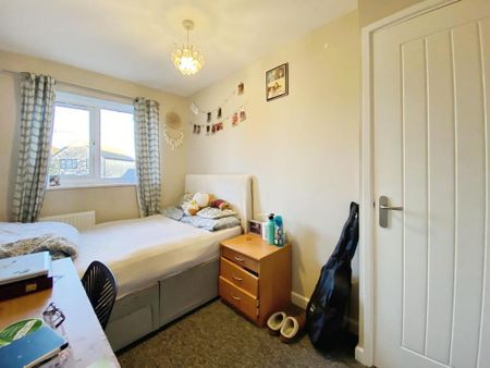2 bedroom terraced house to rent - Photo 4