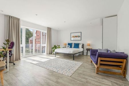 Pavilion Place - Photo 4