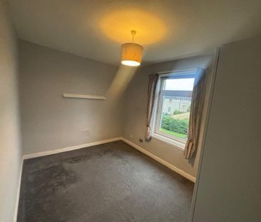 3 bedroom apartment to rent - Photo 3