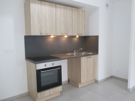 Location Appartement 3 pièces 59m² ST JEAN DE BRAYE 45800 - Photo 3