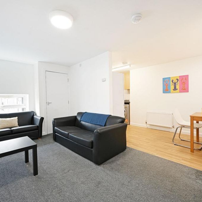 3 bedroom house share to rent - Photo 1