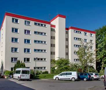 Schöne Wohnung mit neuem Badezimmer! - Photo 2