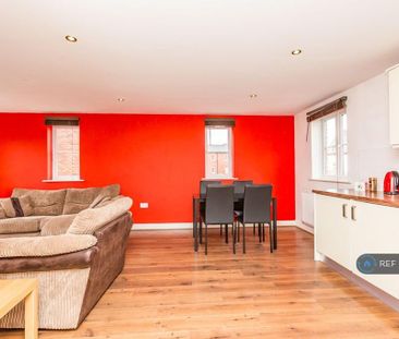2 bedroom flat to rent - Photo 3