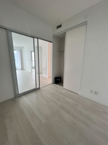 For Lease - 5 Buttermill Avenue Unit# 2107, Vaughan, Ontario - Photo 5