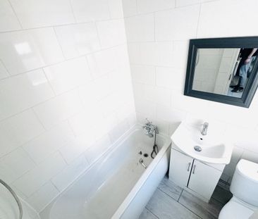 Priory Road - Photo 5