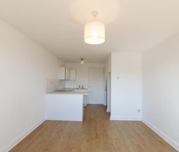 1 bedroom duplex to rent - Photo 4
