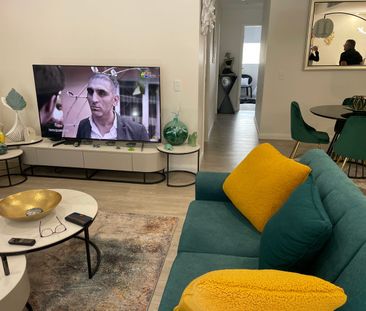 Amazing Three Bedrooms with Two Ensuites Apartment - Photo 1