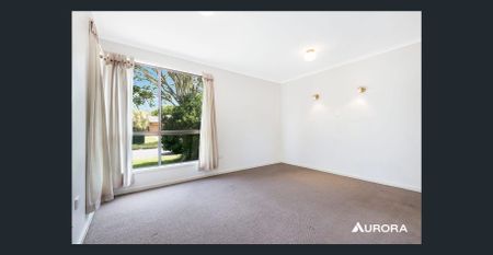 Suburban Home With Huge Backyard - Photo 4