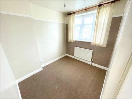 2 bedroom semi-detached house to rent - Photo 3