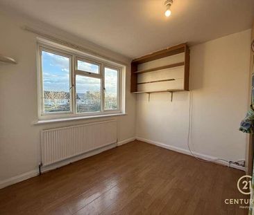 Hadley Gardens, Southall, UB2 - Photo 3