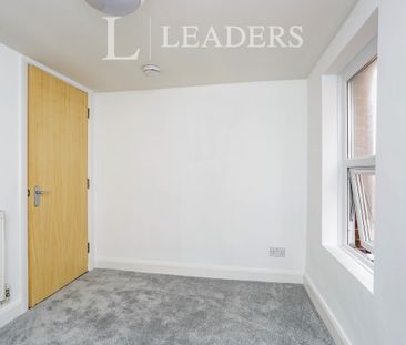 3 bedroom apartment to rent Ashburton Road, 26 Ashburton Road, Sout... - Photo 3