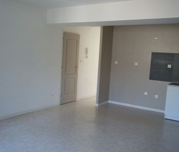 Location Appartement 3 pièces 57m² ST OMER 62500 - Photo 5