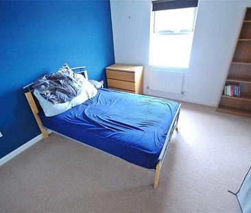 Whitfield Court, Framwellgate Moor, Durham, DH1 - Photo 2