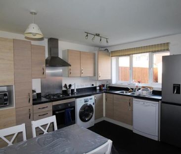 1 bedroom semi-detached house to rent - Photo 4