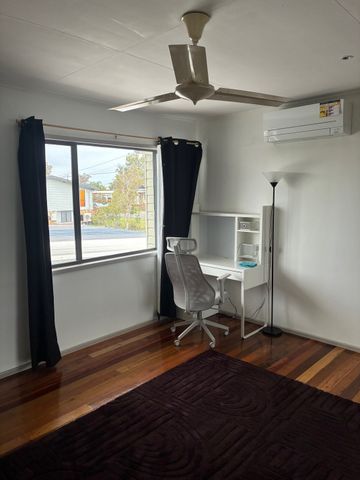 Woodridge - Photo 2