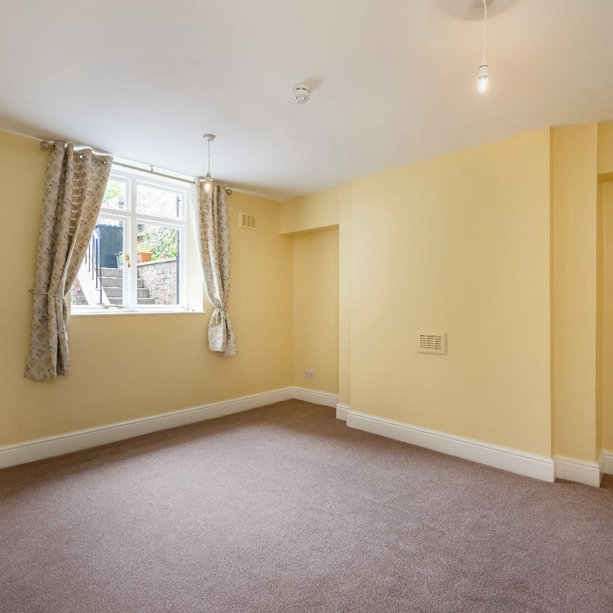 1 bedroom studio apartment to rent - Photo 1