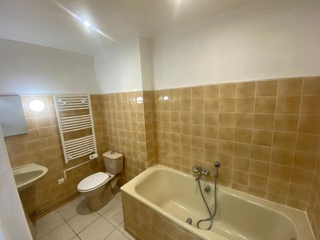 Location Appartement 2 pièces 38m² - Photo 3