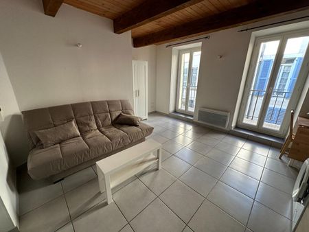 Location Studio Salon De Provence 21m2 avec balcon - Photo 5