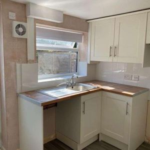 Beccles, NR34 - Photo 2