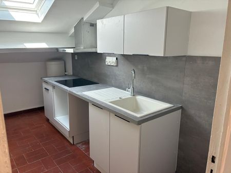 Location Appartement 3 pièces 40m² VALENCE 26000 - Photo 2